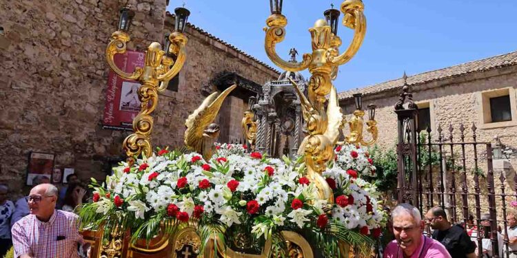 Pastrana renueva una tradición centenaria en la celebración de su histórico Corpus Christi 1 Pastrana renueva una tradición centenaria en la celebración de su histórico Corpus Christi