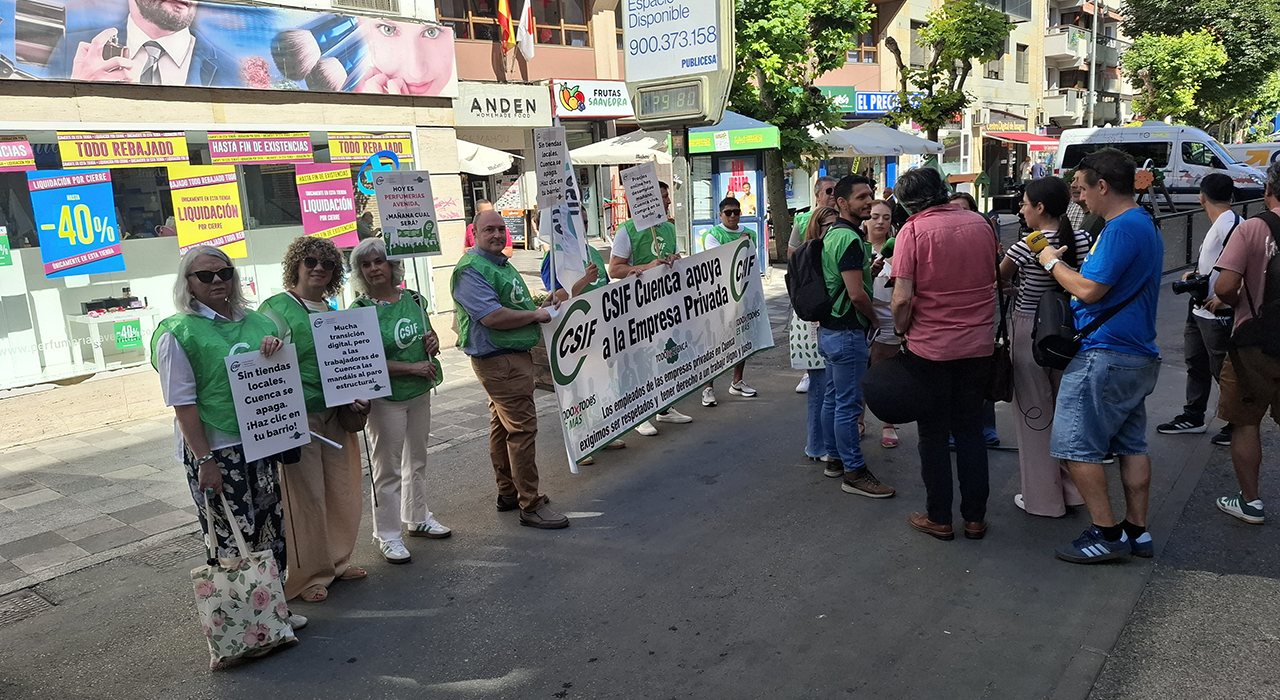 Perfumerías Avenida oficializa el ERE en Cuenca y justifica el ajuste por la presión online un día después de las protestas 2 Perfumerías Avenida oficializa el ERE en Cuenca y justifica el ajuste por la presión online un día después de las protestas