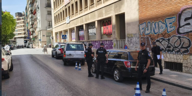 Siete de cada diez conductores multados esta semana en Cuenca no llevaban el cinturón de seguridad