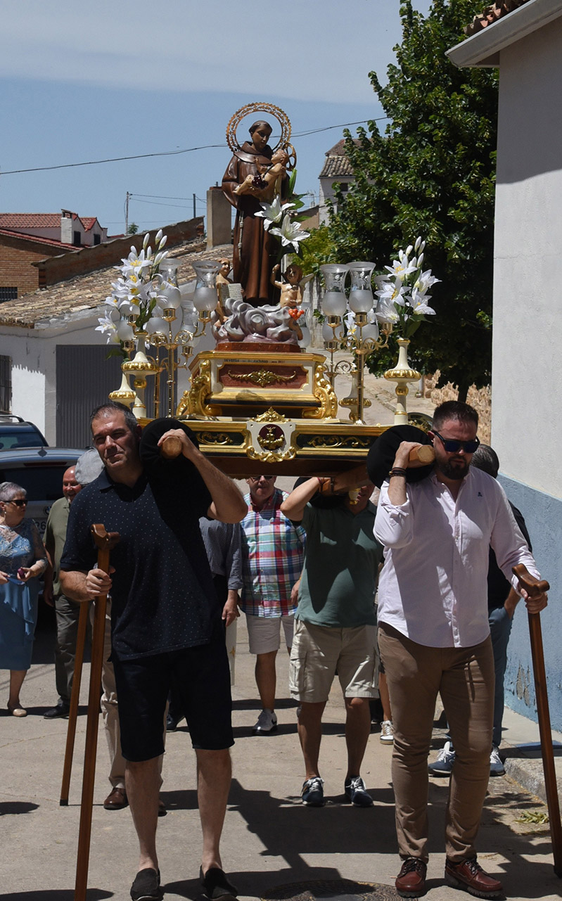 Terminaron las fiestas patronales de San Antonio de Padua en Albendea 2 Terminaron las fiestas patronales de San Antonio de Padua en Albendea
