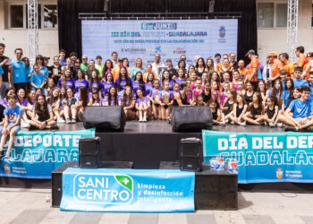Tirolinas en el Ayuntamiento y récord de asistencia Guadalajara se vuelca con el III Día del Deporte