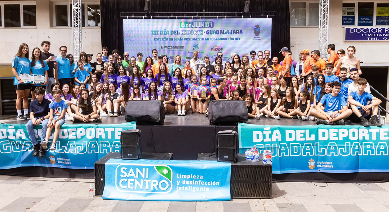 Tirolinas en el Ayuntamiento y récord de asistencia: Guadalajara se vuelca con el III Día del Deporte 2 Tirolinas en el Ayuntamiento y récord de asistencia Guadalajara se vuelca con el III Día del Deporte