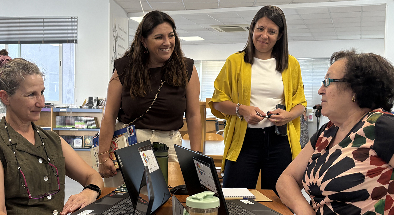 Torrejón del Rey blinda a sus mayores: más horas de ayuda a domicilio y talleres para frenar el fraude digital 2 Torrejón del Rey blinda a sus mayores más horas de ayuda a domicilio y talleres para frenar el fraude digital