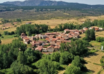 Un Premio Nobel llega a Albendiego para sumar a la Sierra Norte al tratado mundial contra las armas nucleares