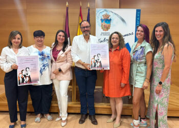 Un total de 40 empresarias toman el Mercado de Abastos en la primera gran feria femenina de Guadalajara