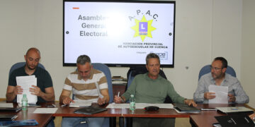 Un total de 7.000 alumnos atascados las autoescuelas de Cuenca exigen privatizar los exámenes ante el colapso de la DGT