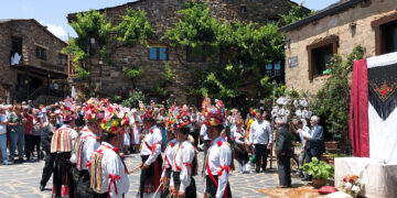 Valverde de los Arroyos se prepara para celebrar la Octava del Corpus, una de las tradiciones más singulares de Guadalajara