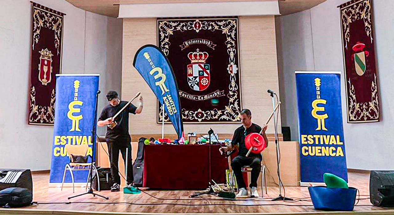 Vibra-Tó reúne a 800 asistentes en el Paraninfo de la UCLM con su concierto didáctico de Estival Cuenca 26