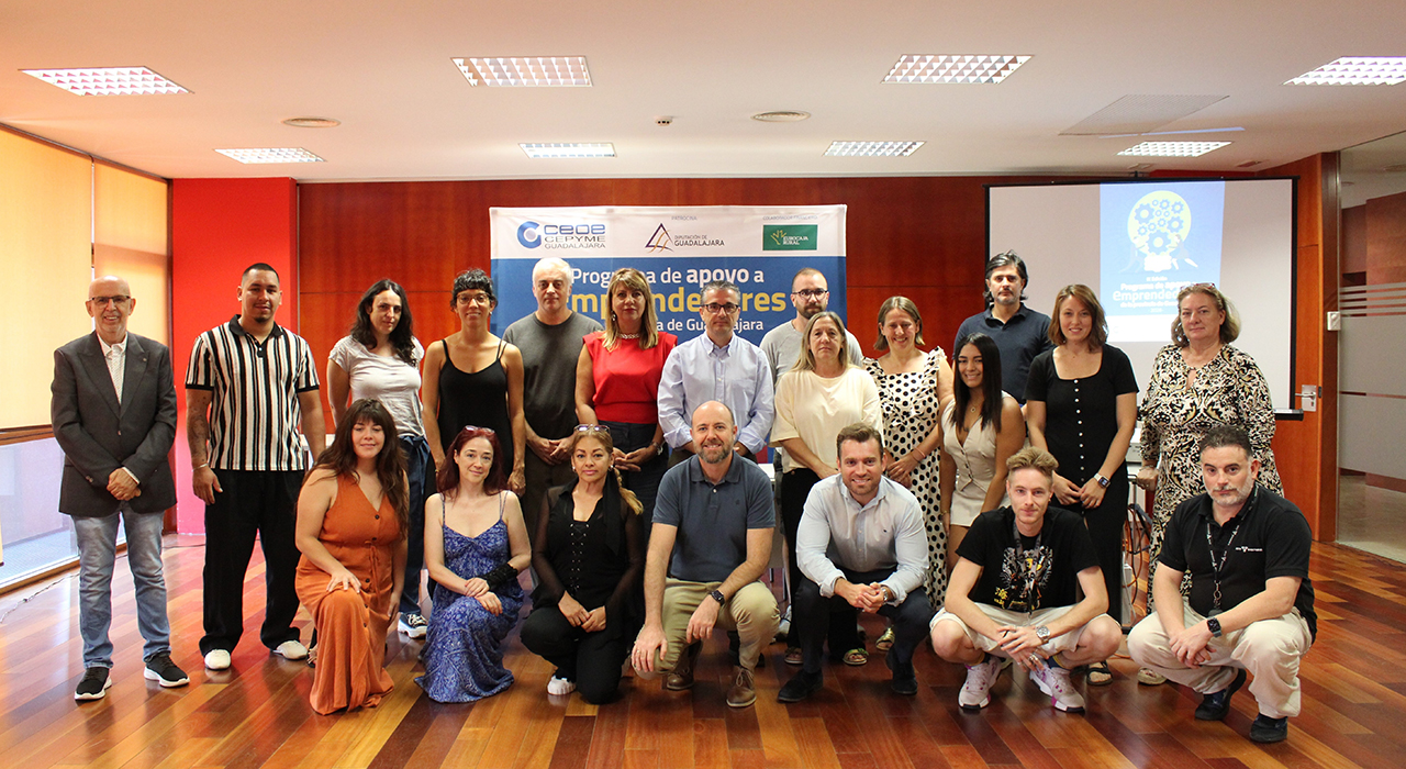 Eurocaja Rural participa en el inicio de la novena edición del Programa de Apoyo a Emprendedores impulsado por CEOE-CEPYME Guadalajara 1 Eurocaja Rural participa en el inicio de la novena edición del Programa de Apoyo a Emprendedores impulsado por CEOE-CEPYME Guadalajara