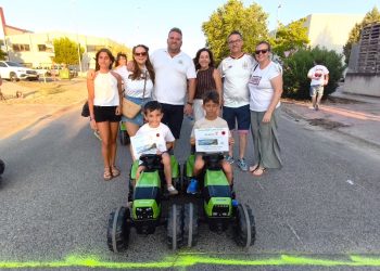 Marcos Lozano demostraron su destreza al volante en el V Concurso comarcal de habilidad con tractor a pedales en la FIDA
