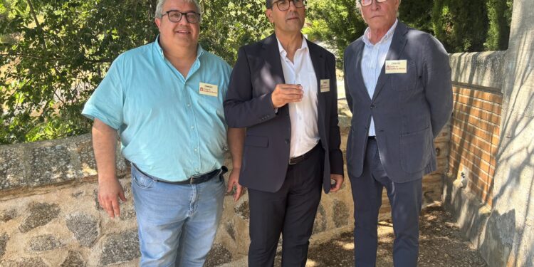 Alcaldes del PP de Guadalajara alzan la voz para exigir a la Junta soluciones urgentes ante el deterioro de sus infraestructuras educativas 1 ALCALDES DEL PP 2026 07 02
