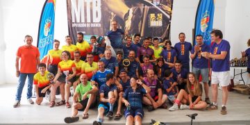 Alba López triunfa en casa y Xavier Calaf domina el exigente II Trofeo MTB de Mariana