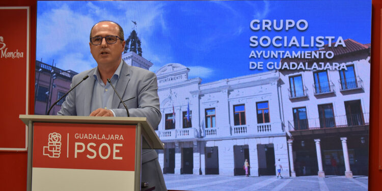 Alberto Rojo destaca los avances en las soluciones al tráfico en Cuatro Caminos y la consolidación de la nueva Ronda Este, proyecto de su gobierno 1 Alberto Rojo destaca los avances en las soluciones al tráfico en Cuatro Caminos y la consolidación de la nueva Ronda Este, proyecto de su gobierno