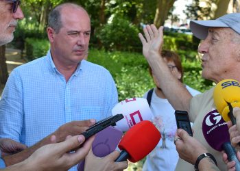 Alberto Rojo pide una Mesa de Trabajo para abordar la remodelación del Chorrón y exige a Guarinos “que deje de mentir al vecindario”