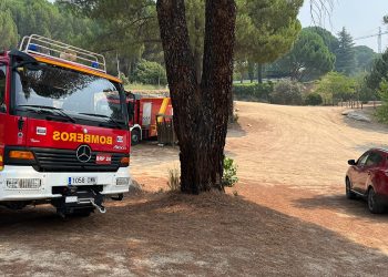 Tres vehículos y seis bomberos de la Diputación de Cuenca acuden a Ávila para colaborar en la extinción de los incendios