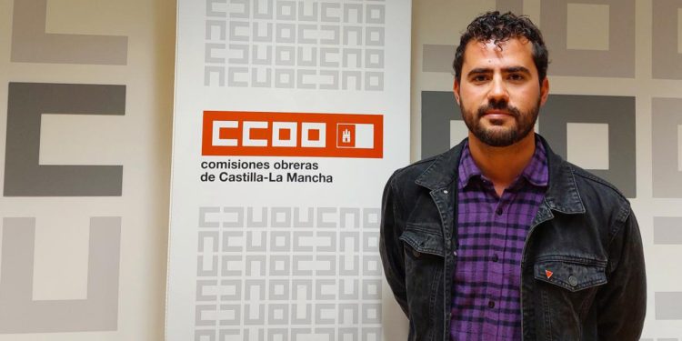 CCOO ofrece asesoramiento legal y laboral a los evacuados por el grave incendio de la Sierra Norte CCOO ofrece asesoramiento legal y laboral a los evacuados por el grave incendio de la Sierra Norte