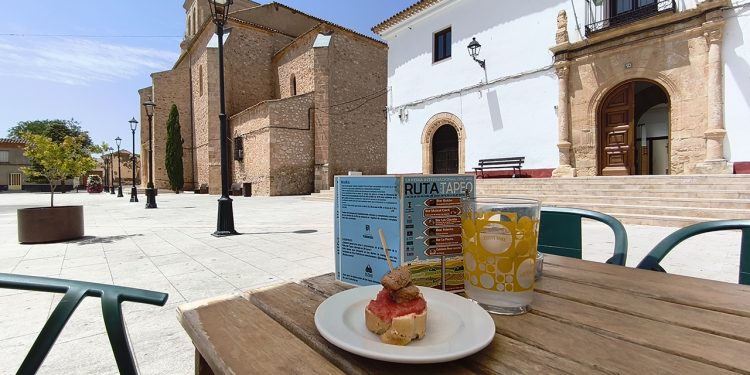 Cinco establecimientos de Las Pedroñeras se suman a una Ruta del Tapeo que ofrece desde hoy una amplia oferta gastronómica
