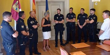 Cinco nuevos policías nacionales inician su año operativo en Cuenca
