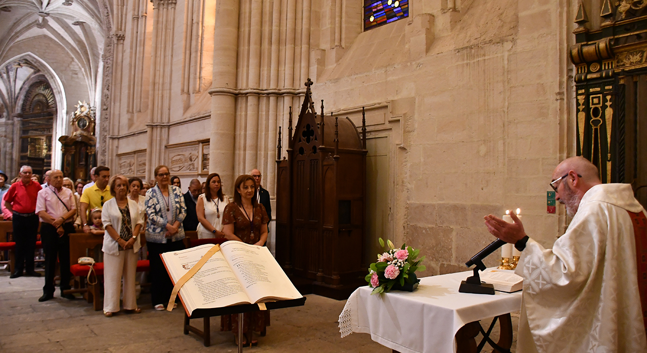 El Ayuntamiento de Cuenca cumple con el voto a Santa Ana en la Catedral en el día de su festividad 1 El Ayuntamiento de Cuenca cumple con el voto a Santa Ana en la Catedral en el día de su festividad