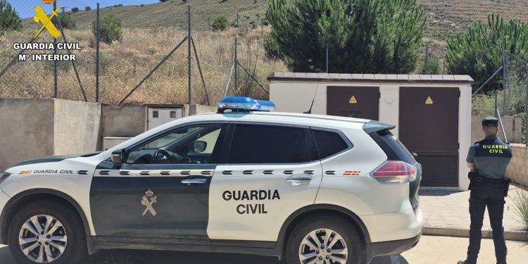 El apagón de Jadraque ya tiene culpables: La Guardia Civil detiene a dos jóvenes madrileños 1 El apagón de Jadraque ya tiene culpables La Guardia Civil detiene a dos jóvenes madrileños