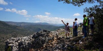 El archivo de los guerrilleros de Santa Cruz de Moya se abre a la UCLM 200 testimonios y rutas por la Línea XYZ