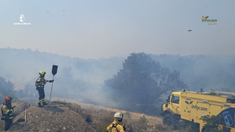 El incendio de La Mierla cerca nuevos pueblos: confinados Galve de Sorbe y los Condemios ante el avance del fuego 1 El incendio de La Mierla cerca nuevos pueblos confinados Galve de Sorbe y los Condemios ante el avance del fuego