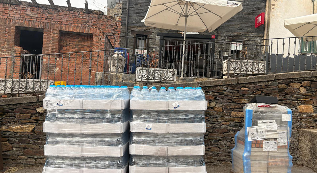 El regreso a la Sierra Norte: agua y reparaciones urgentes tras el fuego de La Mierla 2 El regreso a la Sierra Norte agua y reparaciones urgentes tras el fuego de La Mierla