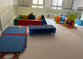 El PSOE recuerda a Beatriz Jiménez que apoyó el cierre de escuelas rurales y ahora critica la gratuidad de la Educación infantil