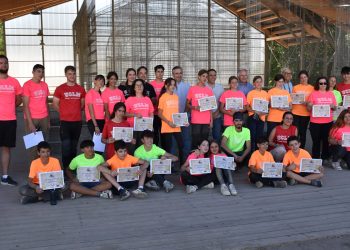 Estudiantes de cuatro institutos de Cuenca se inician en la arqueología en el yacimiento de Noheda
