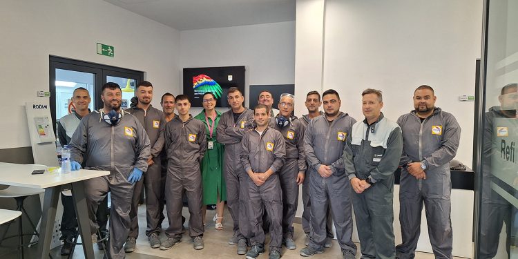Éxito rotundo con Surventis y su marca Glasurit en el tercer seminario de pintura Mercedes-Benz celebrado en Guadalajara Éxito rotundo con Surventis y su marca Glasurit en el tercer seminario de pintura Mercedes-Benz celebrado en Guadalajara