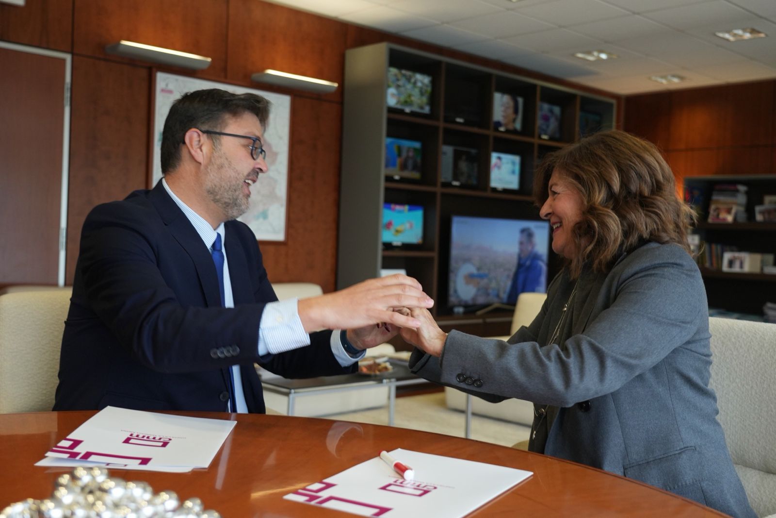 Torneo de la Junta de Comunidades: CMM retransmitirá su 25 edición con el Guadalajara y el Conquense entre los equipos 1 Firma del convenio entre el Gobierno regional y CMM para retransmitir el Torneo de la Junta de Comunidades