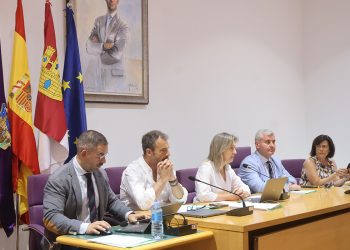 Guarinos reclama la declaración de la situación de interés para la Seguridad Nacional ante la grave crisis migratoria en Ceuta