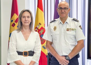 Guarinos se reúne con el comisario Javier Mayordomo, nuevo jefe de la Policía Nacional