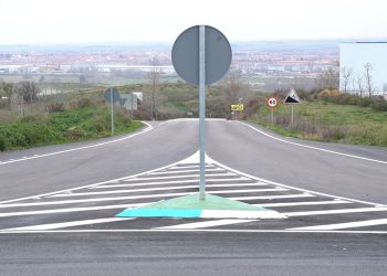 La Diputación destina 2,1 millones para reparar los daños en las carreteras de Castilforte, Chiloeches y Valdenuño Fernández
