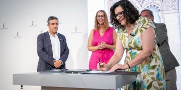 La Junta firma acuerdos de colaboración con UGT, CCOO y CECAM para el impulso de las medidas LGTBI en Castilla-La Mancha