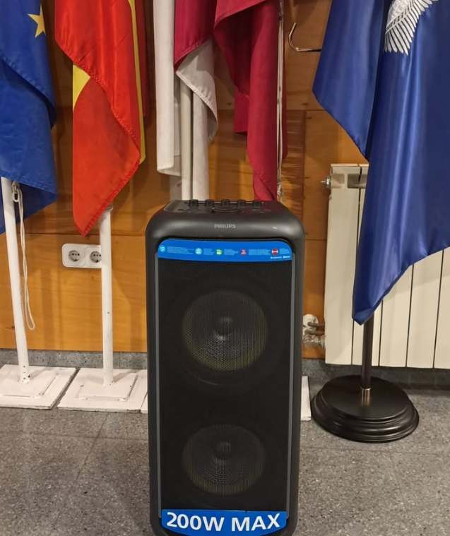 La Policía Local de Cuenca interviene un potente equipo de música a varios jóvenes por botellón en el Parque del Huécar 1 La Policía Local de Cuenca interviene un potente equipo de música a varios jóvenes por botellón en el Parque del Huécar