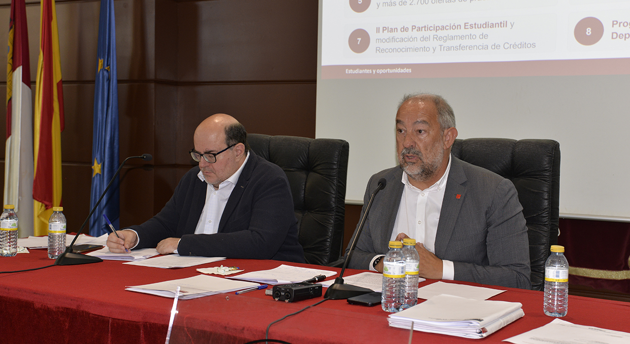 La UCLM consolida su crecimiento y acelera su avance hacia el horizonte 2030 2 La UCLM consolida su crecimiento y acelera su avance hacia el horizonte 2030