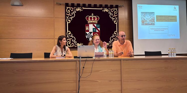 La UCLM reúne a expertos para avanzar en la aplicación de la IA a la gestión sostenible del turismo rural La UCLM reúne a expertos para avanzar en la aplicación de la IA a la gestión sostenible del turismo rural