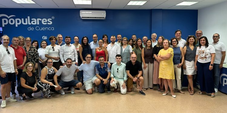 Martín-Buro: “Estamos construyendo la alternativa para que el futuro de Cuenca lleve el sello del Partido Popular”