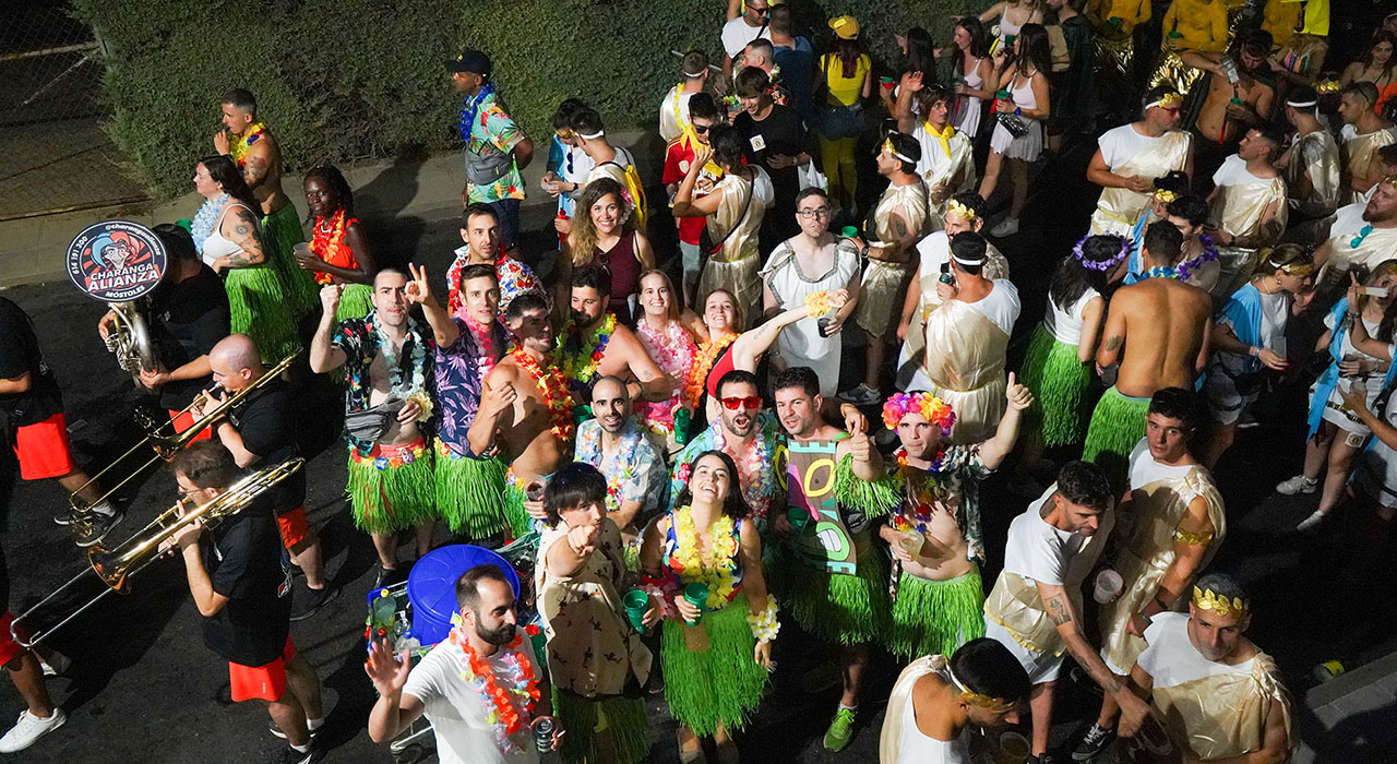 Multitudinario y colorido arranque de las Fiestas 2026 de Cabanillas