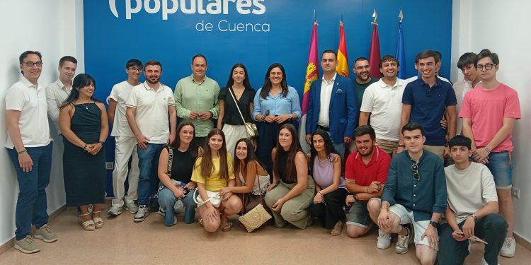 NNGG Cuenca respalda a Jiménez como “la única alternativa para que los jóvenes puedan construir su futuro en la ciudad” NNGG Cuenca respalda a Jiménez como “la única alternativa para que los jóvenes puedan construir su futuro en la ciudad”