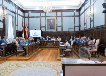 Plan de rescate en La Mierla y Selas: ayudas del 100% a autónomos y pienso para el ganado