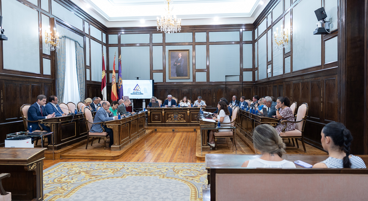 Plan de rescate en La Mierla y Selas: ayudas del 100% a autónomos y pienso para el ganado 1 Plan de rescate en La Mierla y Selas ayudas del 100% a autónomos y pienso para el ganado