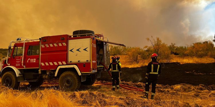 Por qué huele a quemado en Cuenca y Guadalajara: el viento arrastra el humo del incendio de Madrid