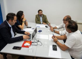 Bea Jiménez defiende el deporte como motor económico y de cohesión social para Cuenca tras reunirse con la Fundación DeporCuenca