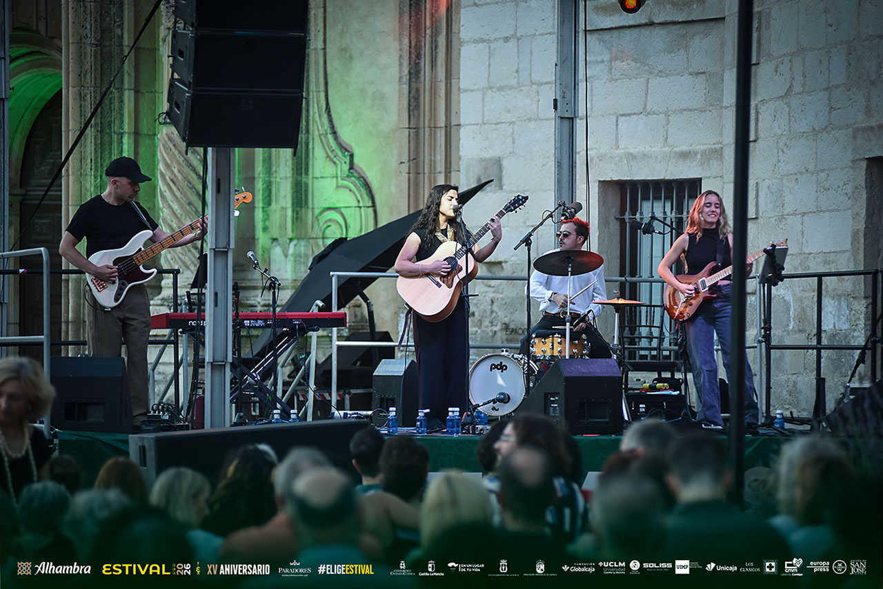 Rocío Márquez vuelve a emocionar en Estival Cuenca con un nuevo viaje por el flamenco más innovador 2 Rocío Márquez vuelve a emocionar en Estival Cuenca con un nuevo viaje por el flamenco más innovador