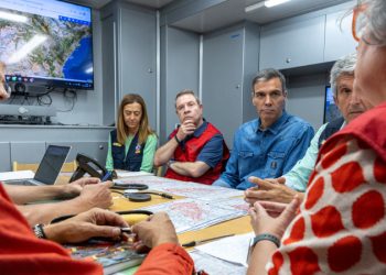 Sánchez garantiza desde Tamajón fondos para la recuperación tras el incendio de La Mierla