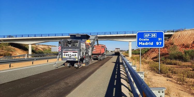 Trabajadores de mantenimiento de la AP-36 en San Clemente denuncian el bloqueo de su convenio laboral