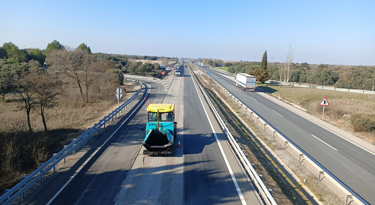 Transportes inyecta 90 millones para renovar y mantener la A-2 en Guadalajara y la A-3 en Cuenca 2 Transportes inyecta 90 millones para renovar y mantener la A-2 en Guadalajara y la A-3 en Cuenca