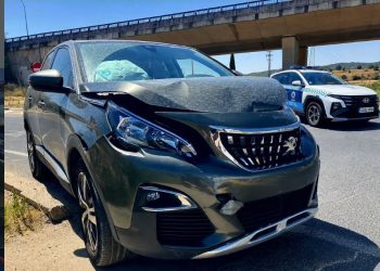 Un herido trasladado al Hospital de Cuenca tras un choque junto a la rotonda de Decathlon